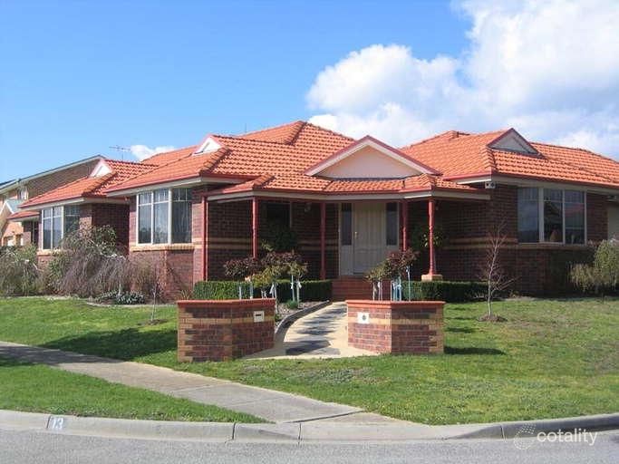 13 Augustus Dr, Berwick, VIC 3806