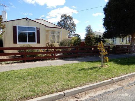 11 Steven Cres, Ararat, VIC 3377