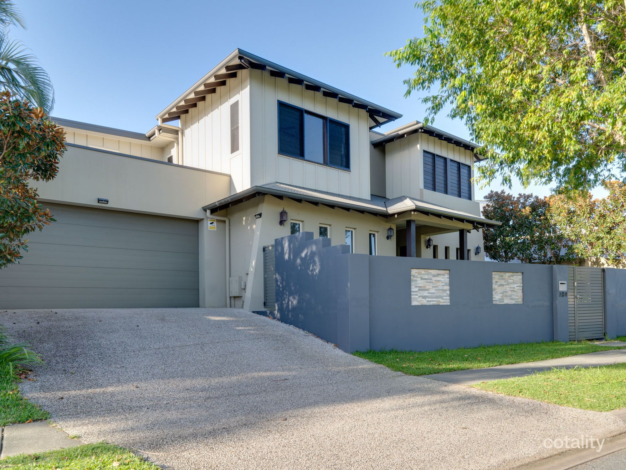 104 Compass Dr, Biggera Waters, QLD 4216