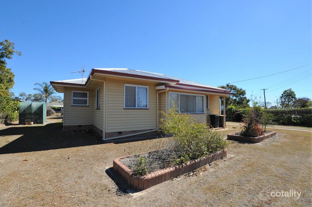 223 Targo St, Walkervale, QLD 4670