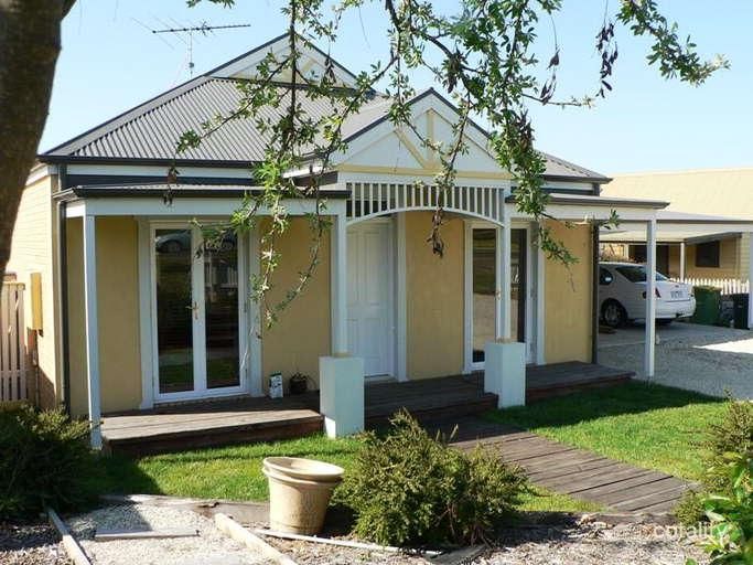 26 Dundas St, Lancefield, VIC 3435