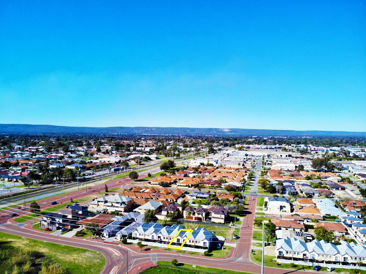 3/2 Hogarth St, Cannington, WA 6107