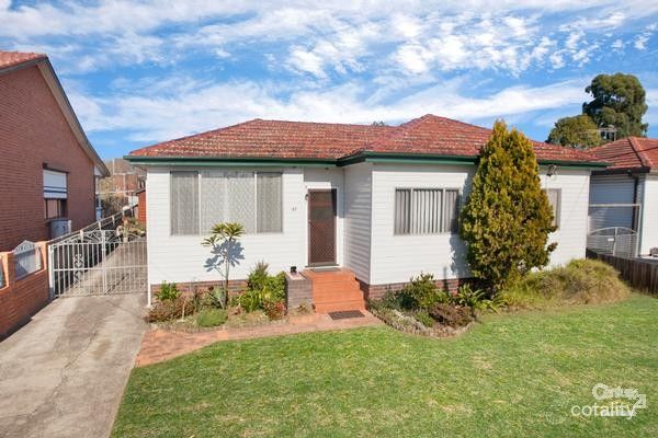 42 Endeavour St, Seven Hills, NSW 2147