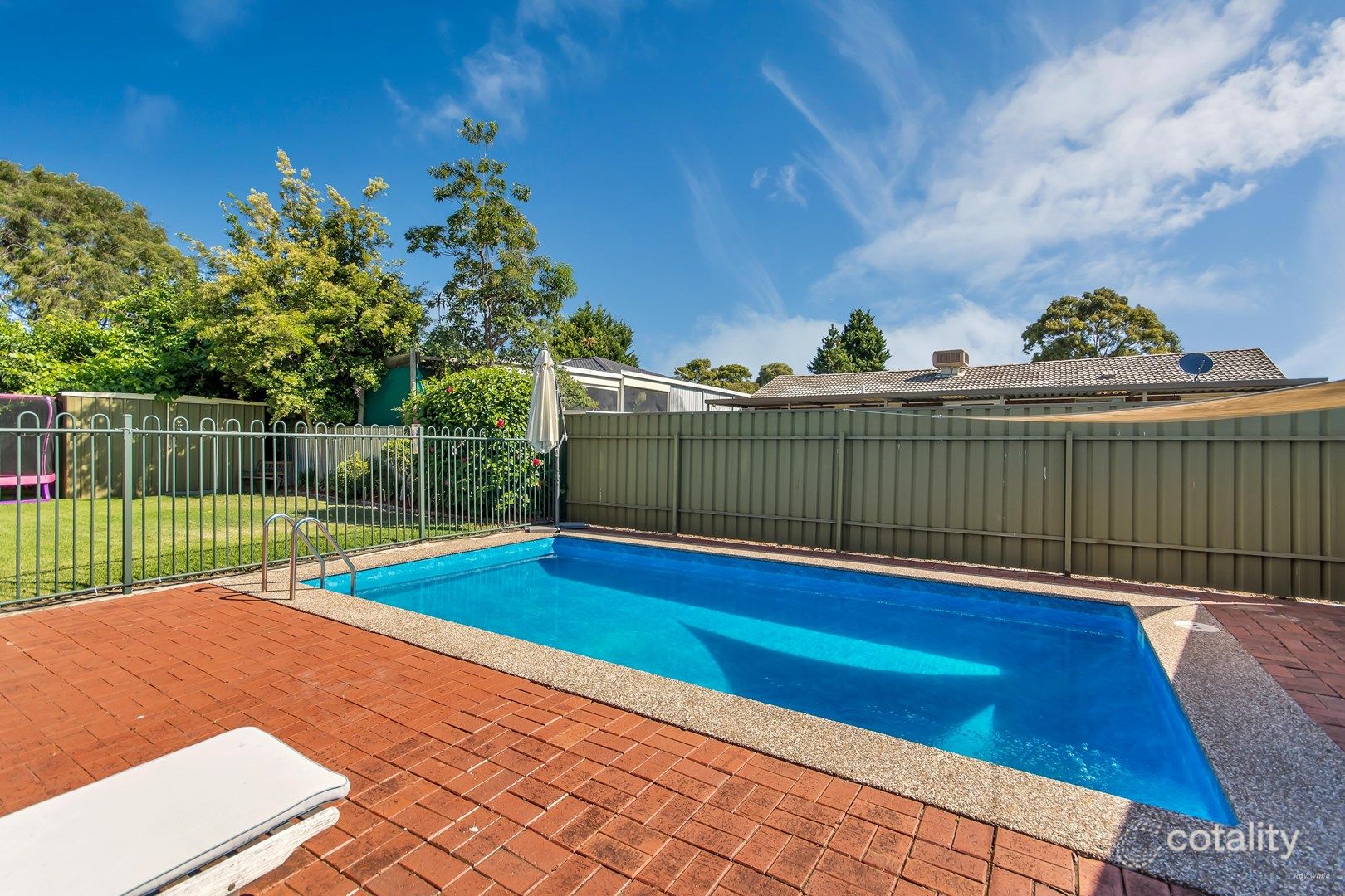 9 Maughan Ave, Redwood Park, SA 5097