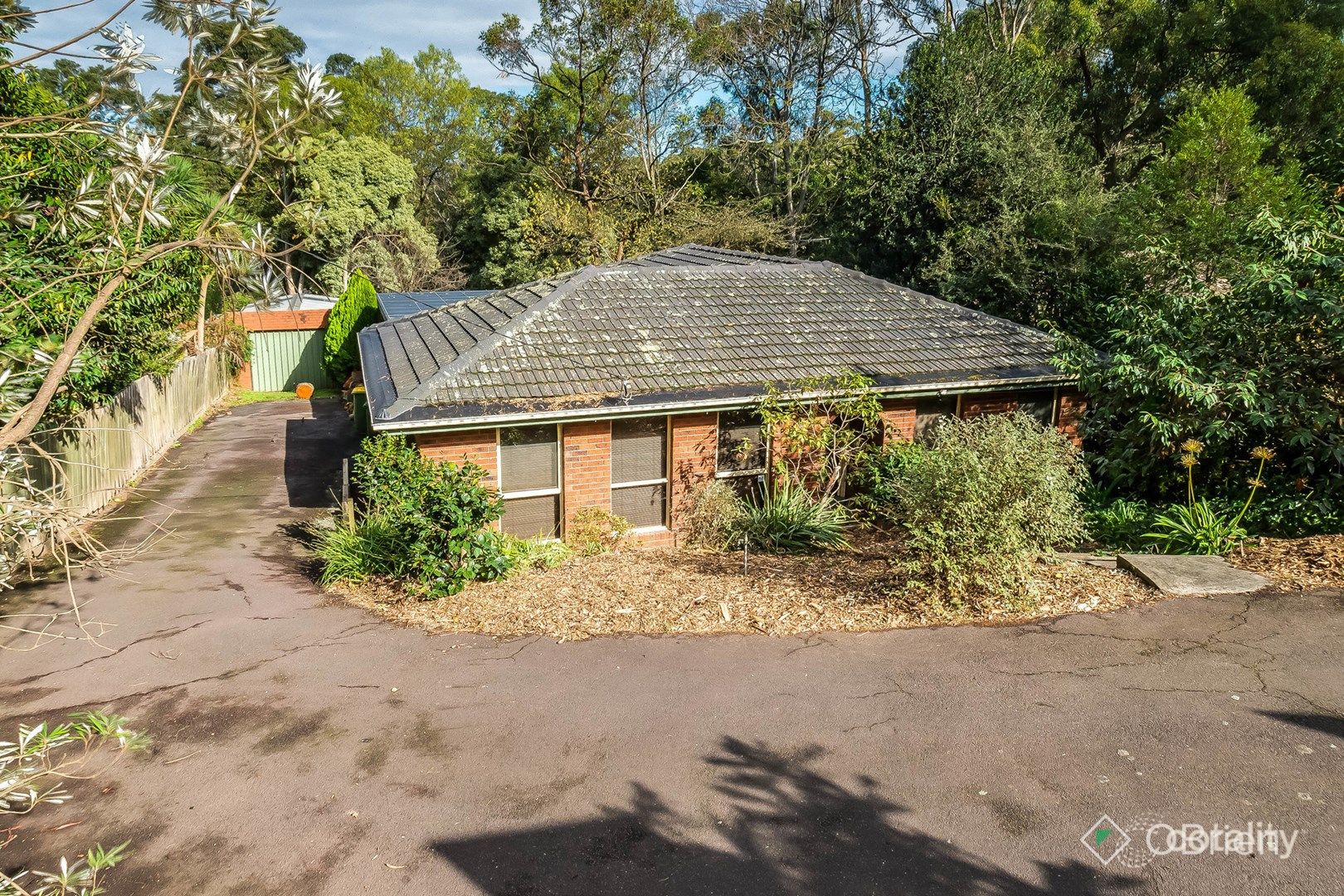 18 Clifford Gr, Tecoma, VIC 3160