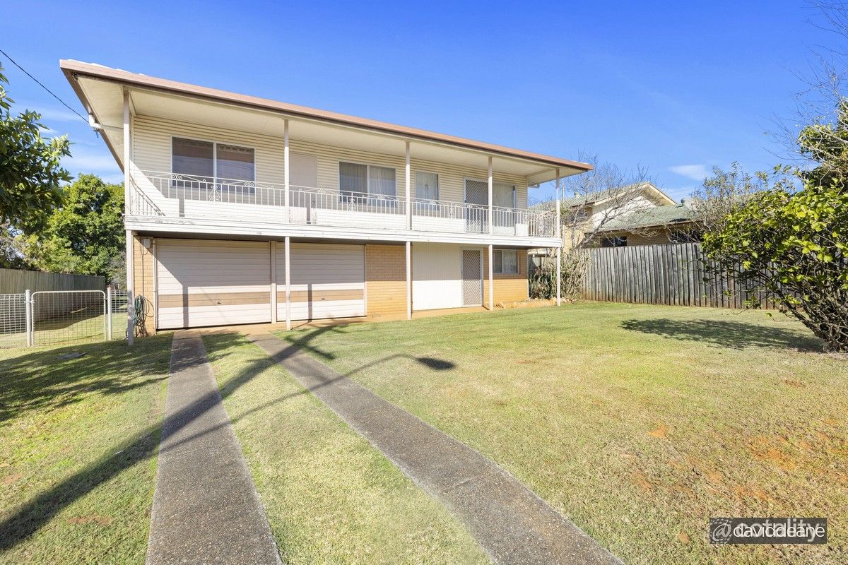 4 Kensington Way, Strathpine, QLD 4500