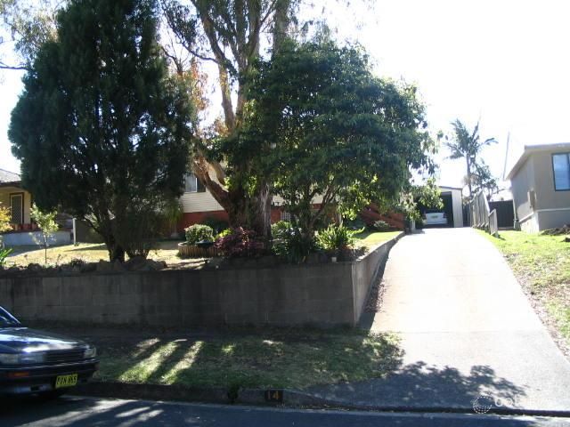 14 Stanley Ave, Farmborough Heights, NSW 2526