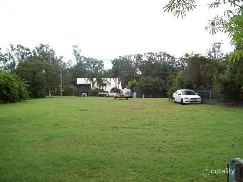 30 Queen St, Blackstone, QLD 4304