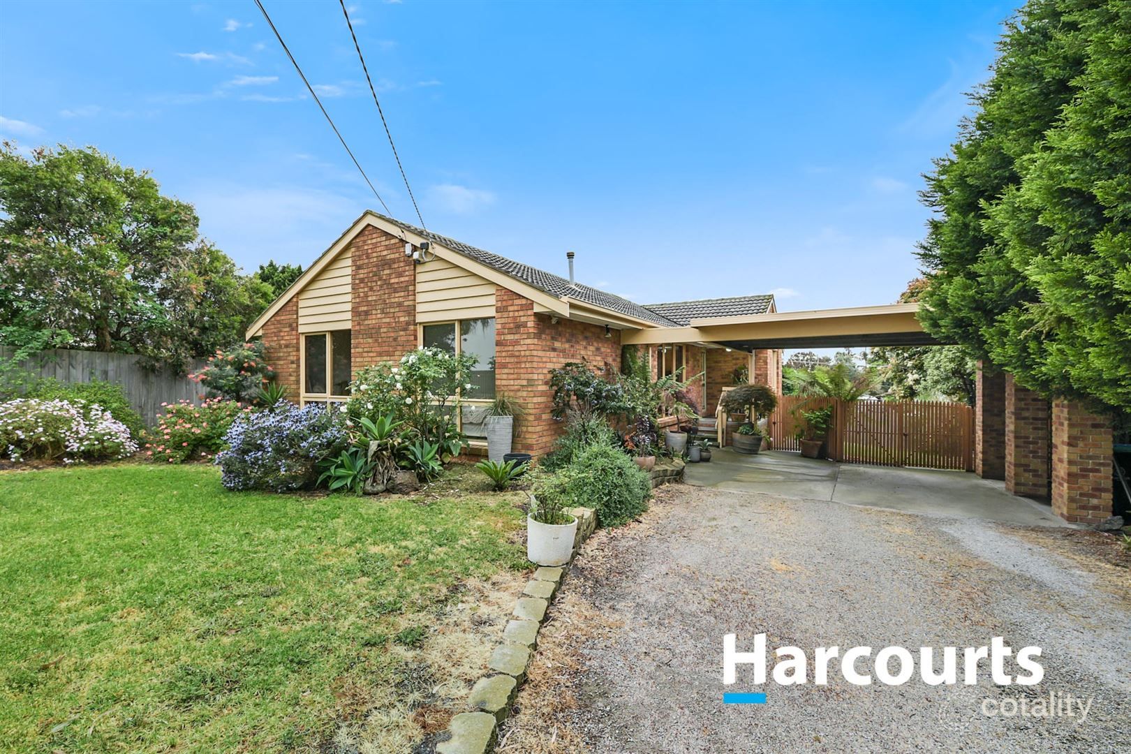 14 Spring Rd, Junction Village, VIC 3977