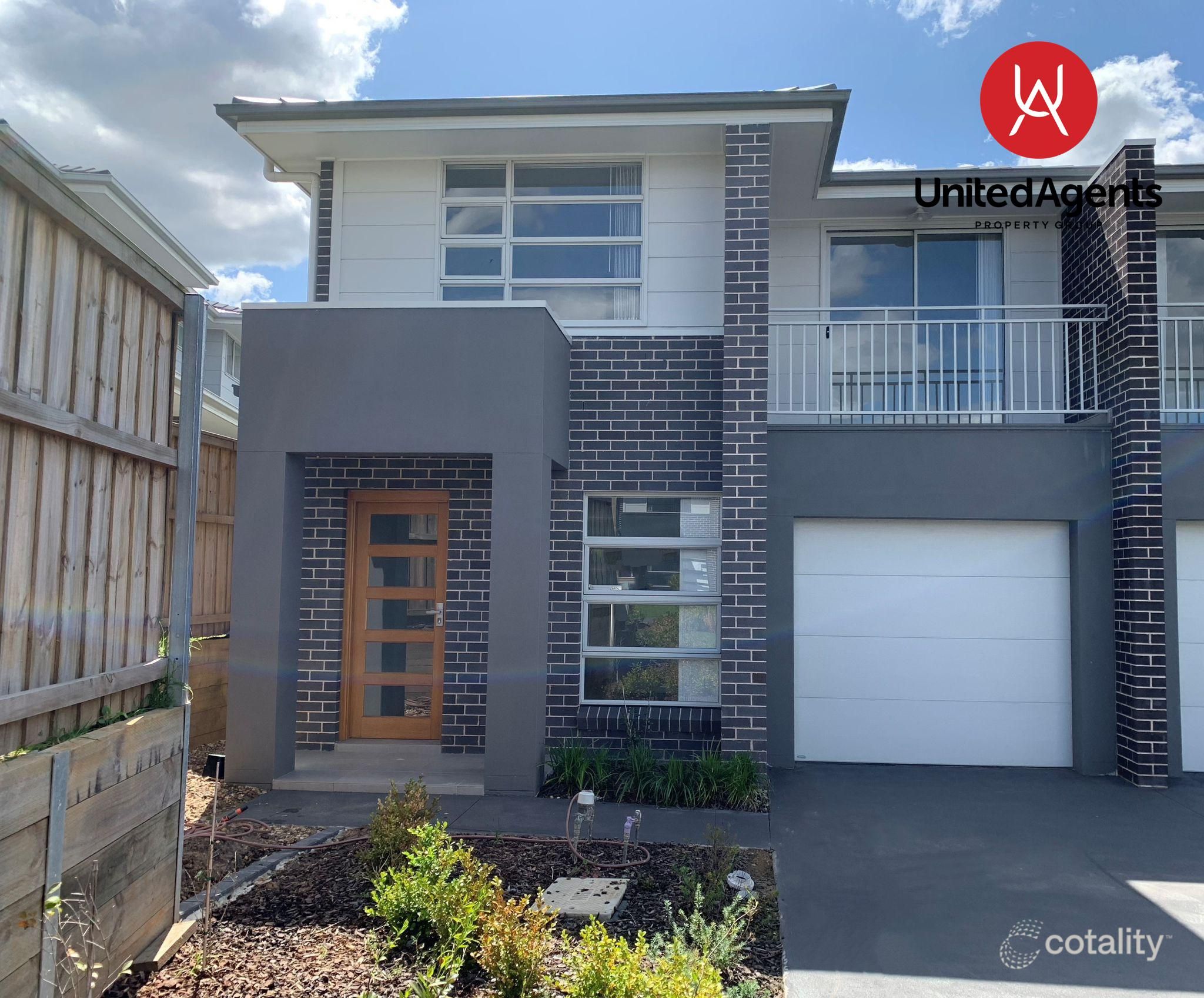 95 Pioneer Dr, Carnes Hill, NSW 2171