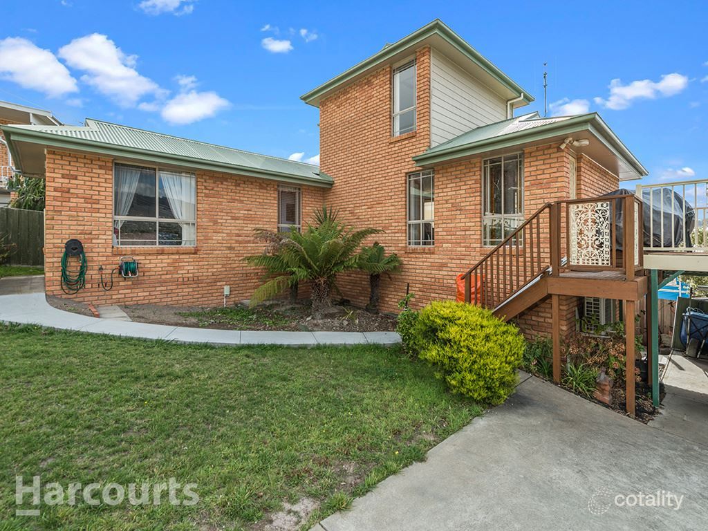 1a Nubeena St, Lindisfarne, TAS 7015