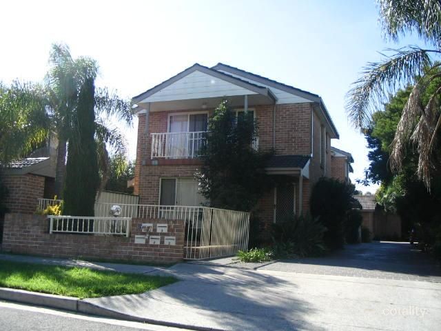 4/17a Mooral Ave, Punchbowl, NSW 2196