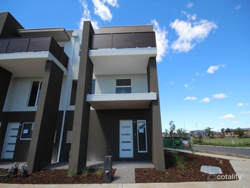 4 Honolulu Dr, Point Cook, VIC 3030