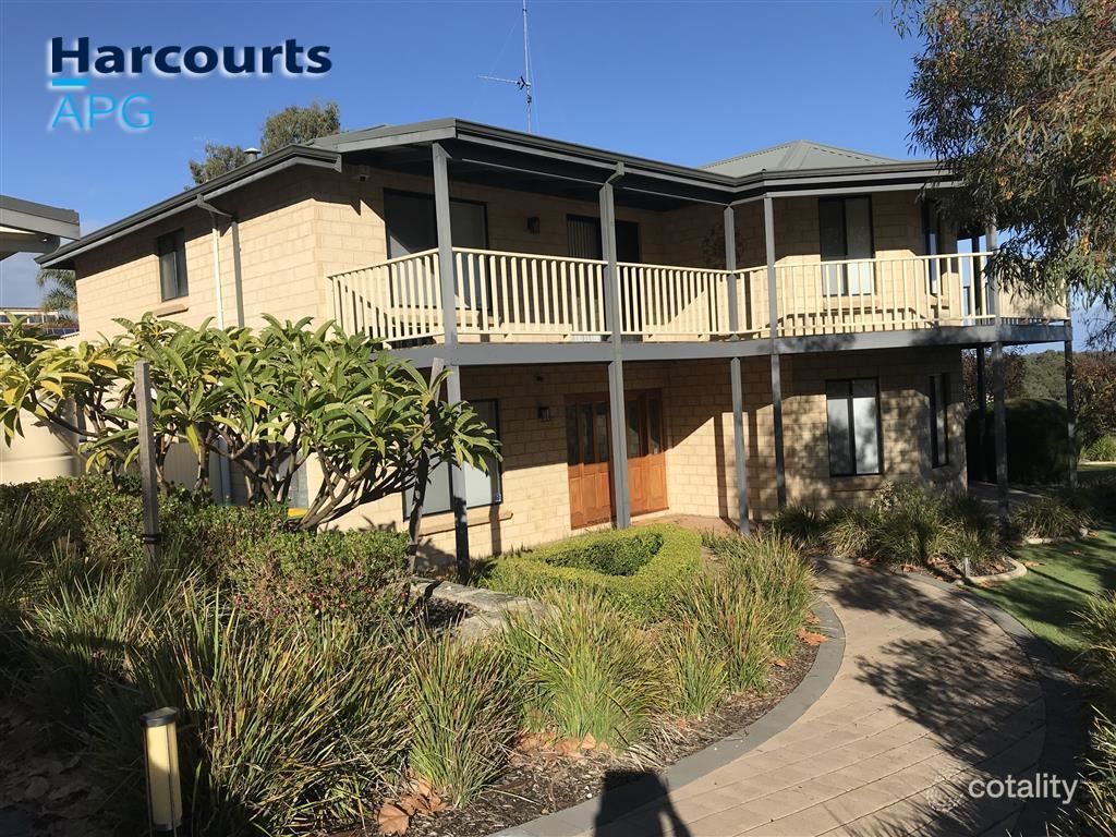 10 Trinity Rise, College Grove, WA 6230