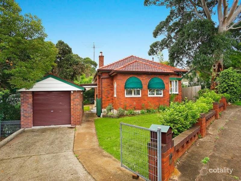 54 Minnamorra Ave, Earlwood, NSW 2206