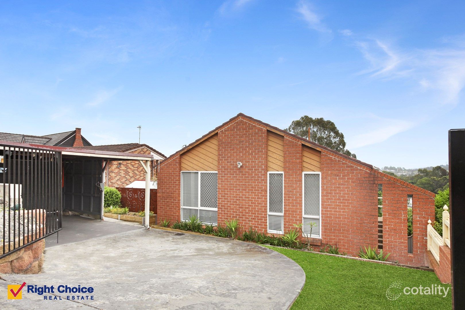 93 Hassan St, Lake Heights, NSW 2502