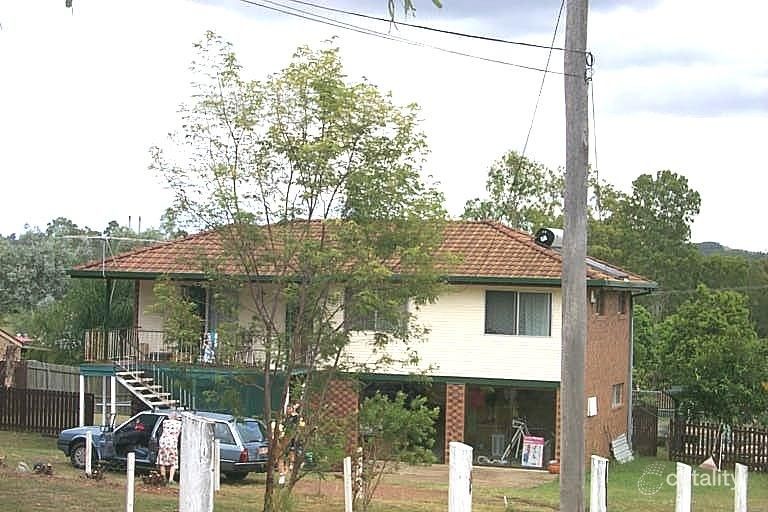 29 Carol St, Redbank Plains, QLD 4301