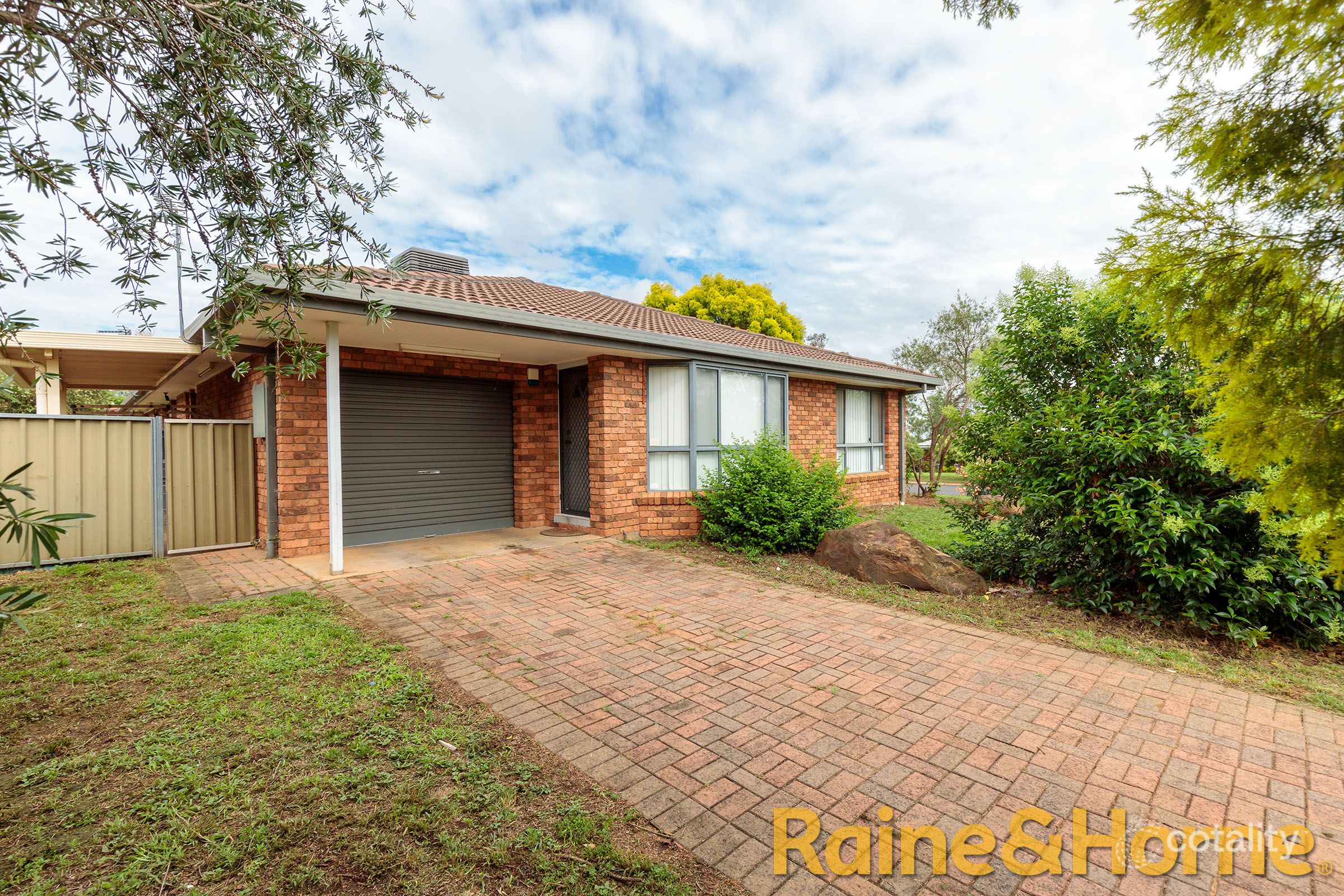 1 Galloway Dr, Dubbo, NSW 2830