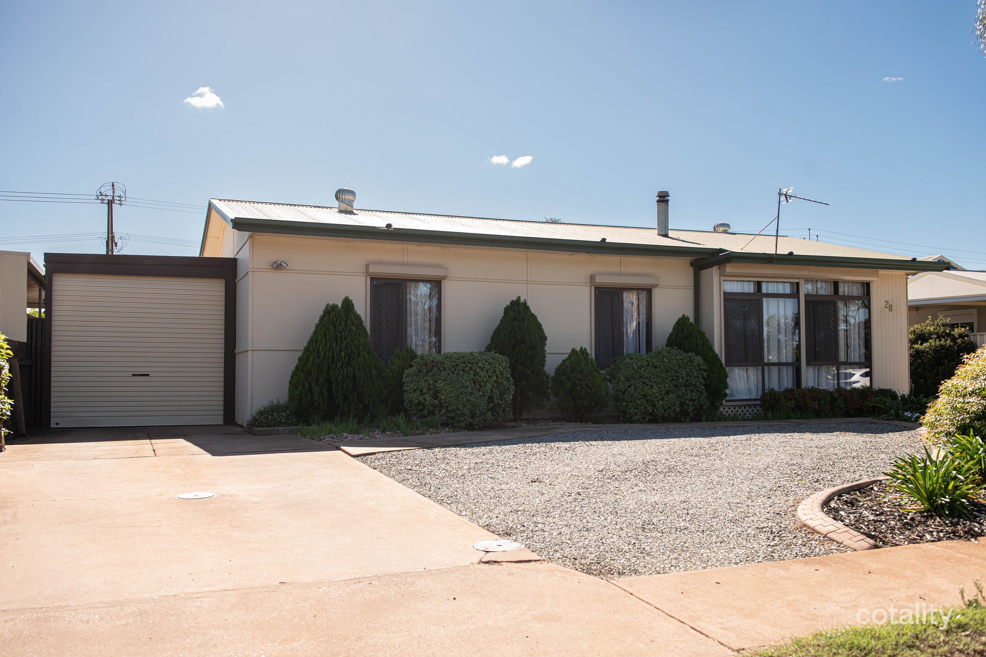 28 Mclennan Ave, Whyalla Norrie, SA 5608