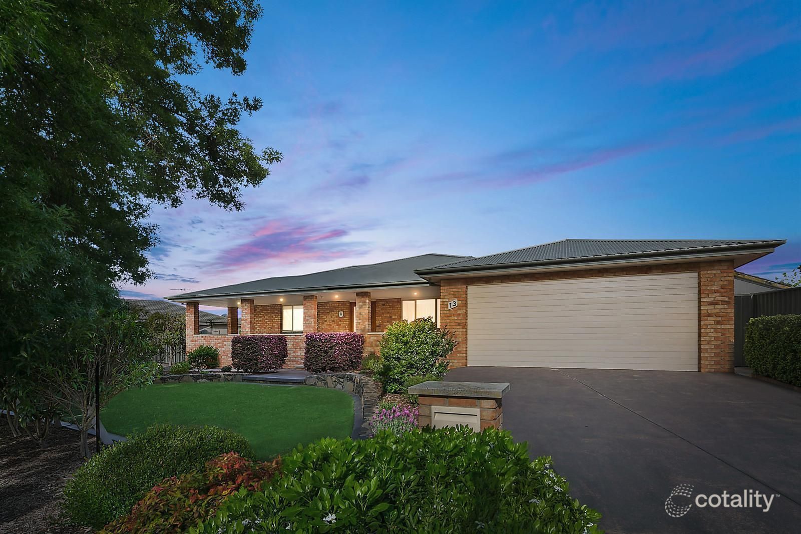 13 Ulverstone St, Lyons, ACT 2606