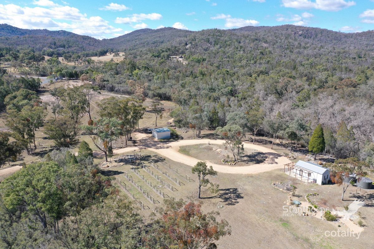 2421 Pyramids Rd, Wyberba, QLD 4382