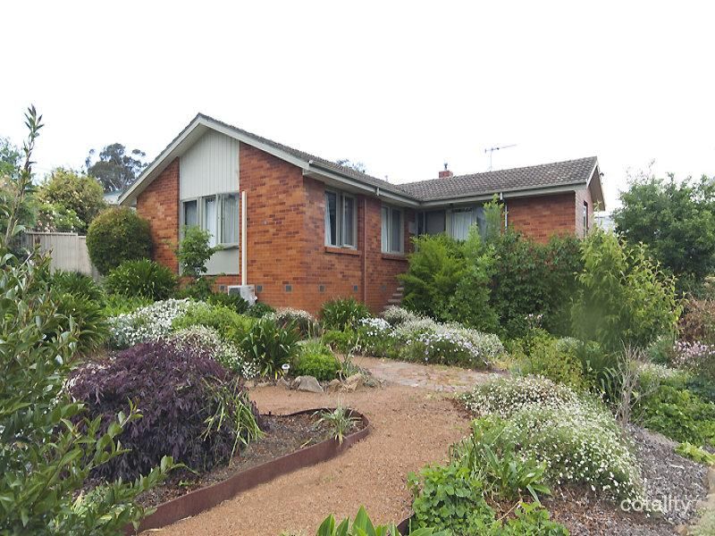 12 Breona Pl, Lyons, ACT 2606