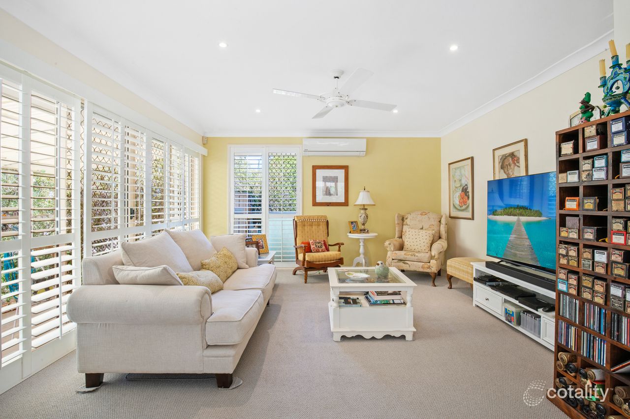 21 Collingwood Ave, Robina, QLD 4226