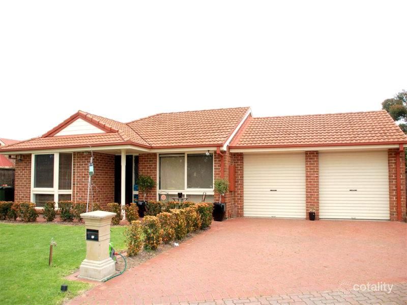 11 Sturt Cl, Grange, SA 5022