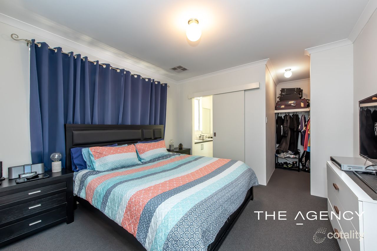 4b Marsden Way, Padbury, WA 6025