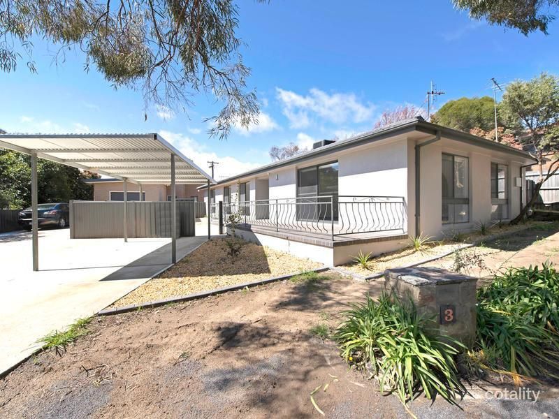 3a Daley Cres, Fraser, ACT 2615