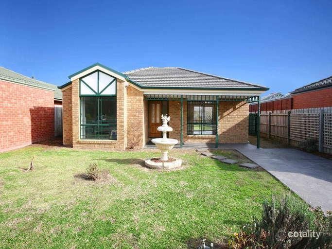 5 Claremont Glen, Berwick, VIC 3806