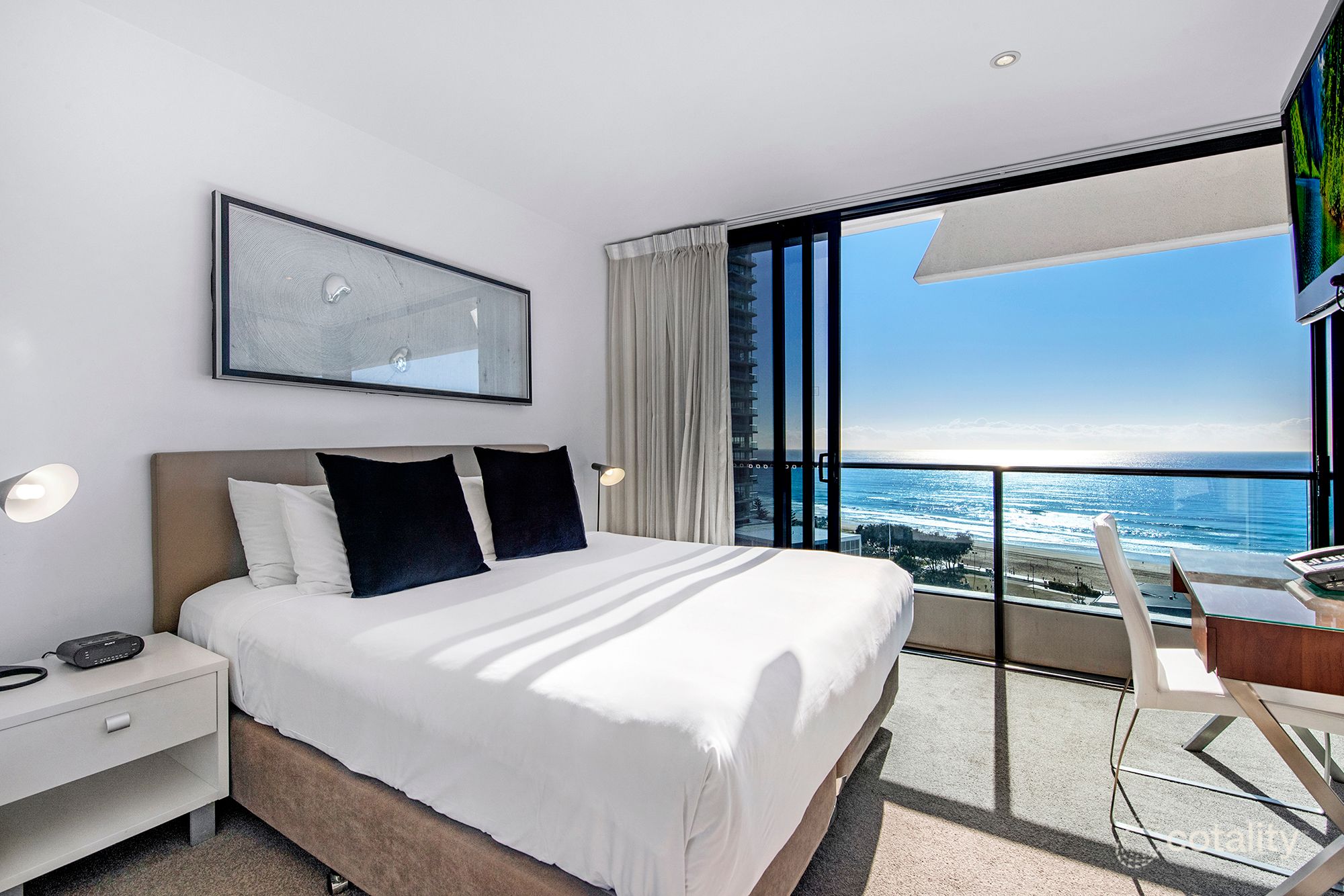 1404/1 Oracle Bvd, Broadbeach, QLD 4218