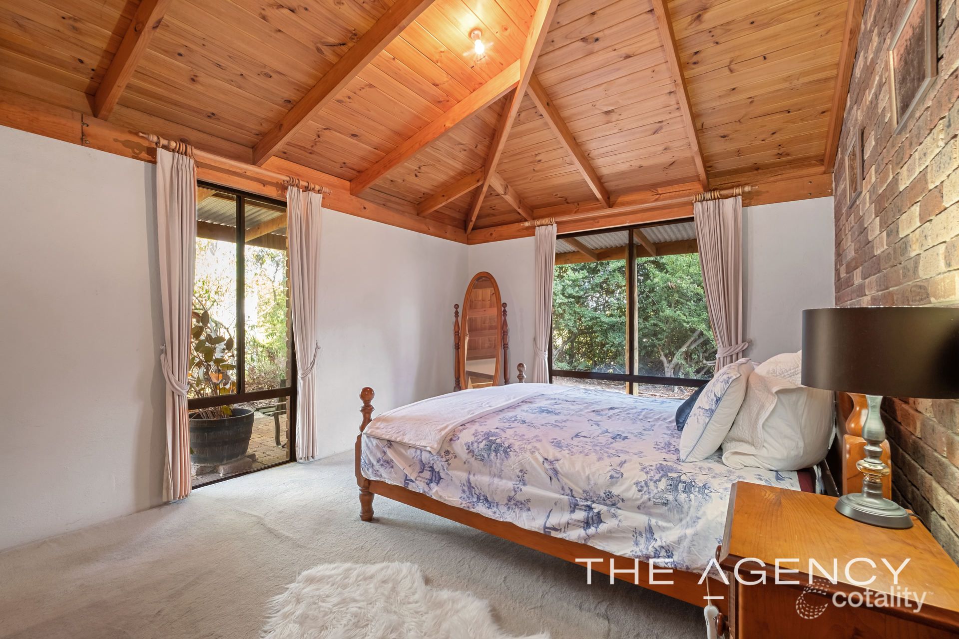 5 Hilltop Cl, Mahogany Creek, WA 6072