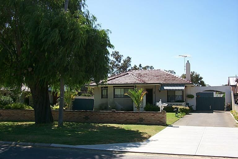 48 Finnerty St, Karrinyup, WA 6018