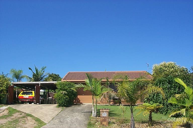1 Leafy Cl, Burleigh Waters, QLD 4220