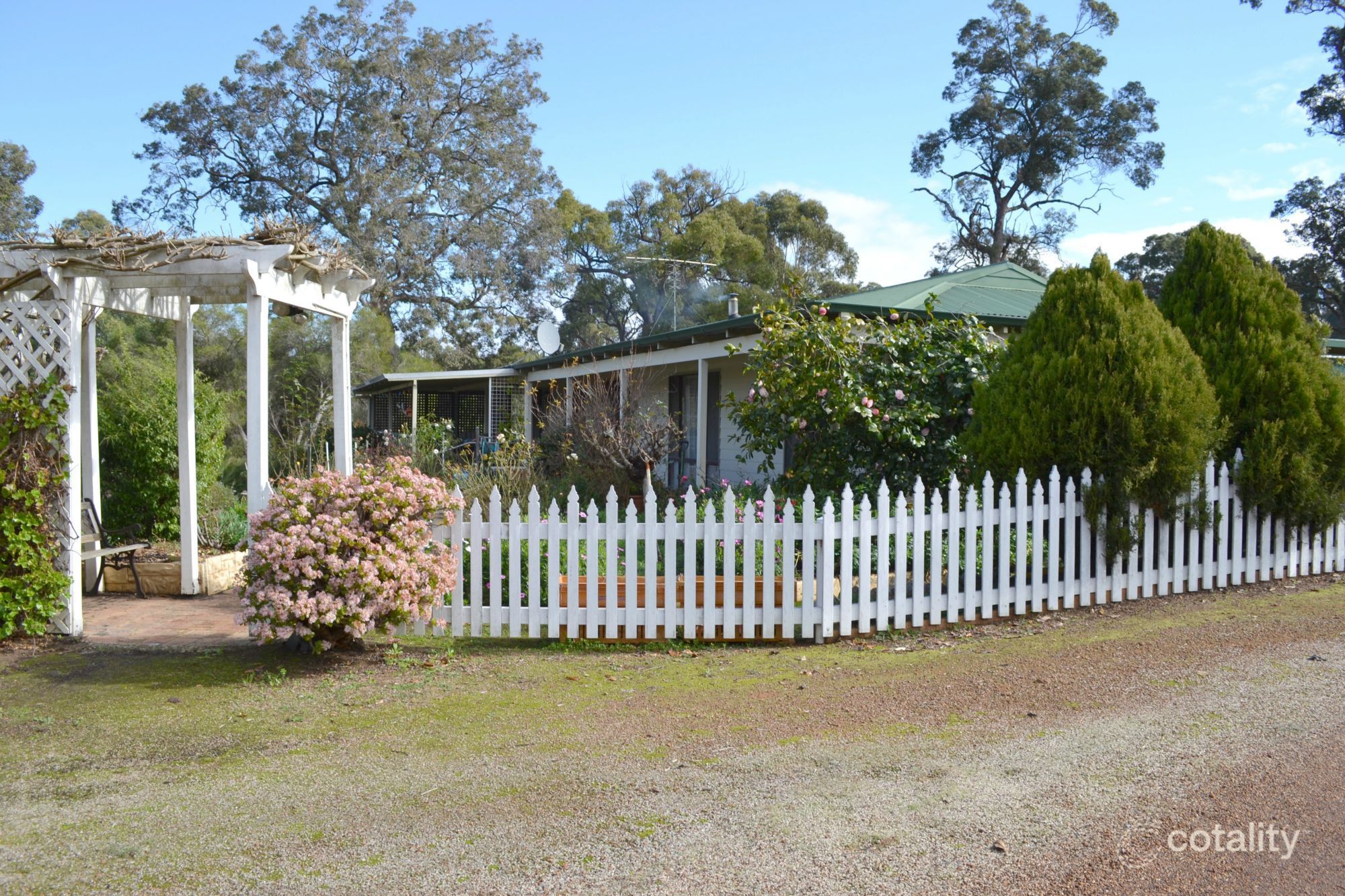 3 Moulton St, Bridgetown, WA 6255