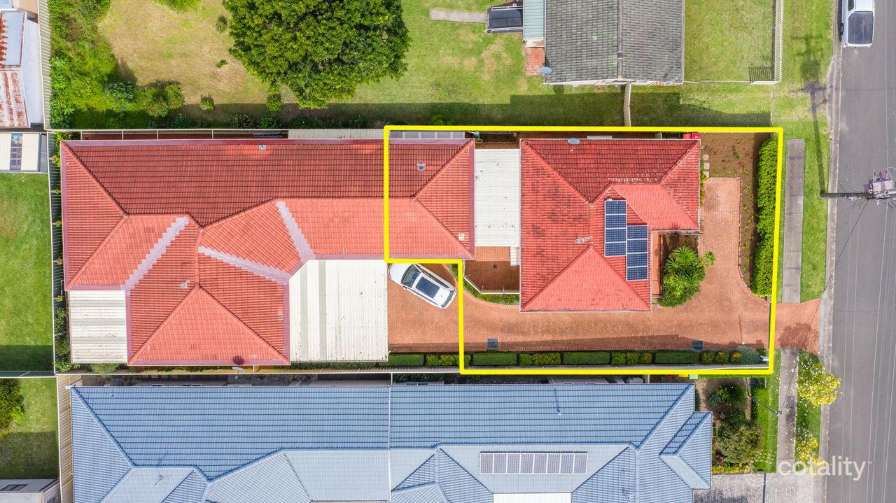 1/32 Devonshire Cres, Oak Flats, NSW 2529