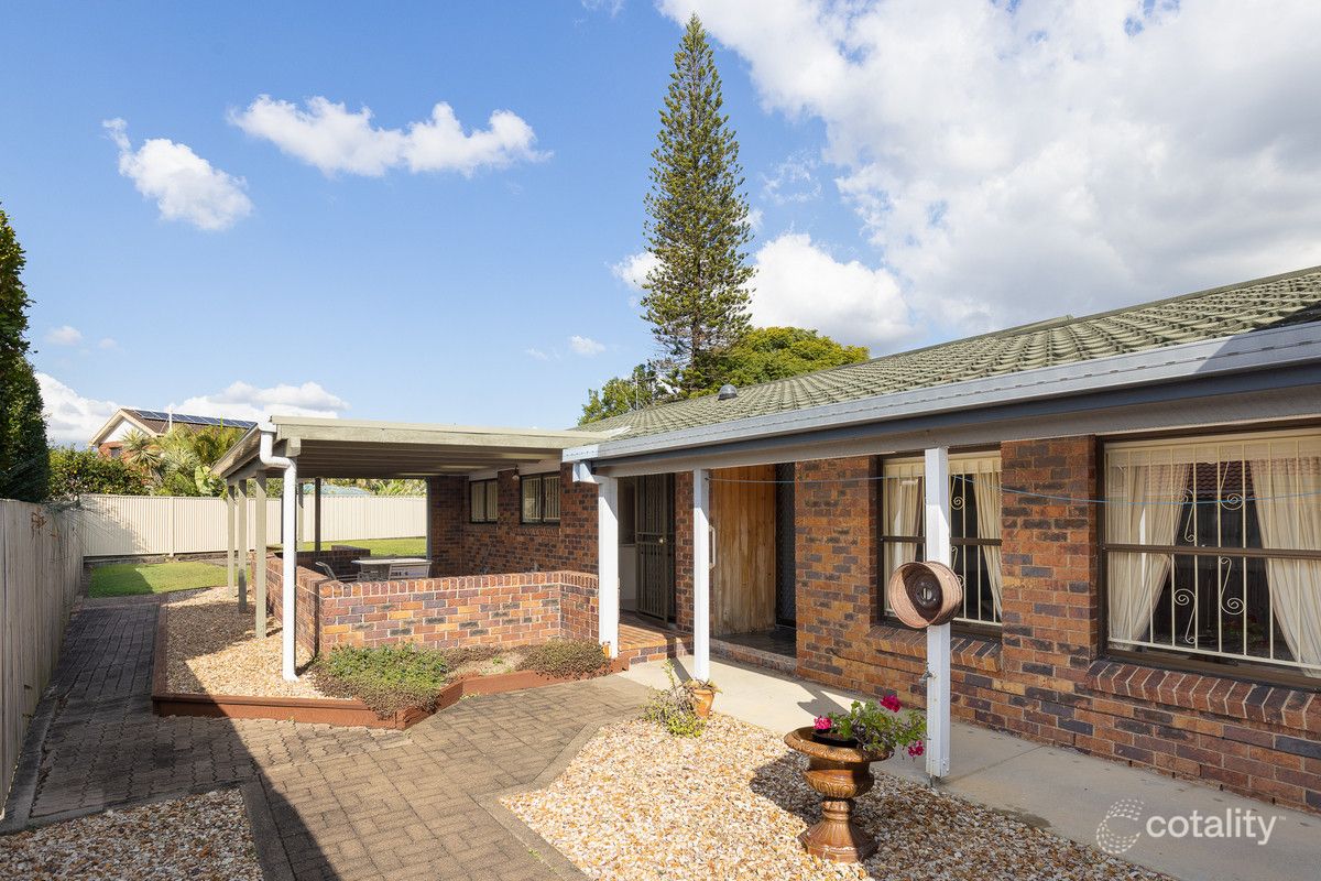 10 Dunvegan Pl, Carindale, QLD 4152