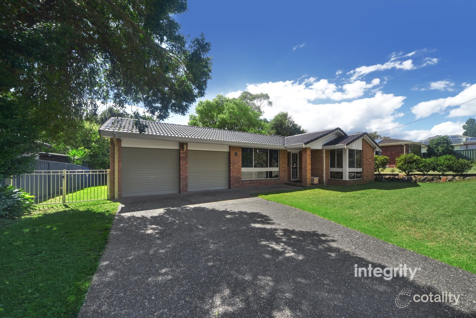 2 Peniston Ave, Nowra, NSW 2541