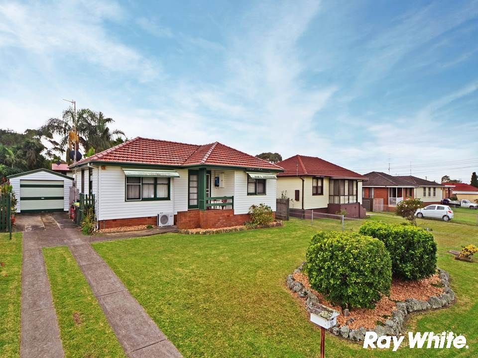 10 Walters St, Warilla, NSW 2528