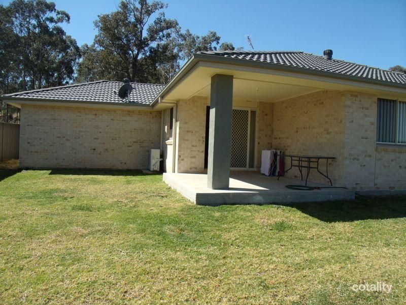 9 Aston Ave, Cessnock, NSW 2325