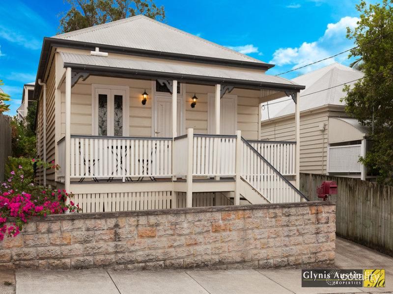 16 Sackville St, Milton, QLD 4064