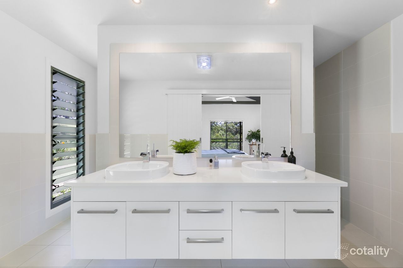 13-15 Ridgeview Cres, Bonogin, QLD 4213