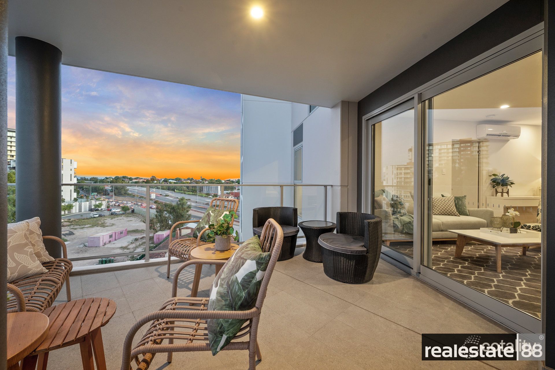 62/5 Rowe Ave, Rivervale, WA 6103