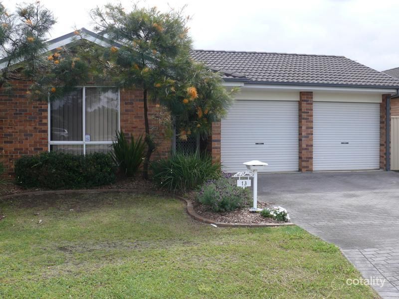 13 Jenolan Ct, Wattle Grove, NSW 2173