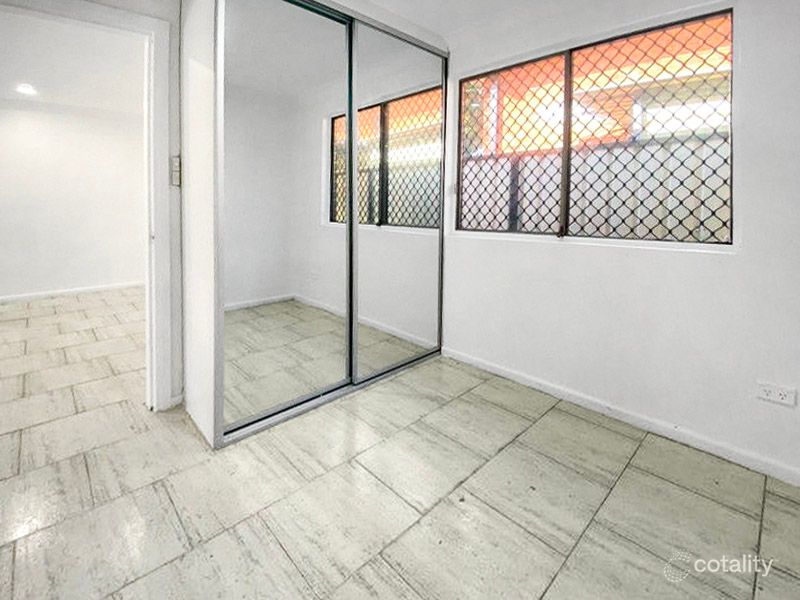 239 Henry Lawson Dr, Georges Hall, NSW 2198