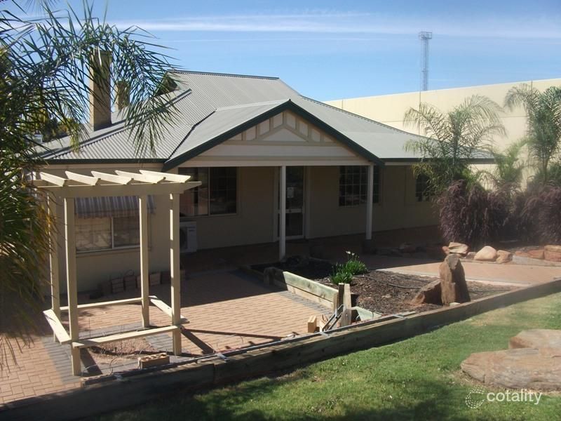 8 Kay Ave, Berri, SA 5343