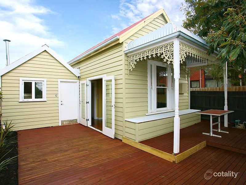 33 Rennie St, Seddon, VIC 3011
