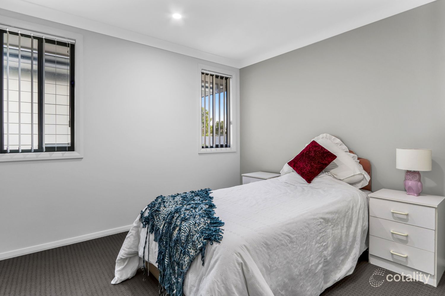7 Barrow Cct, Jordan Springs, NSW 2747