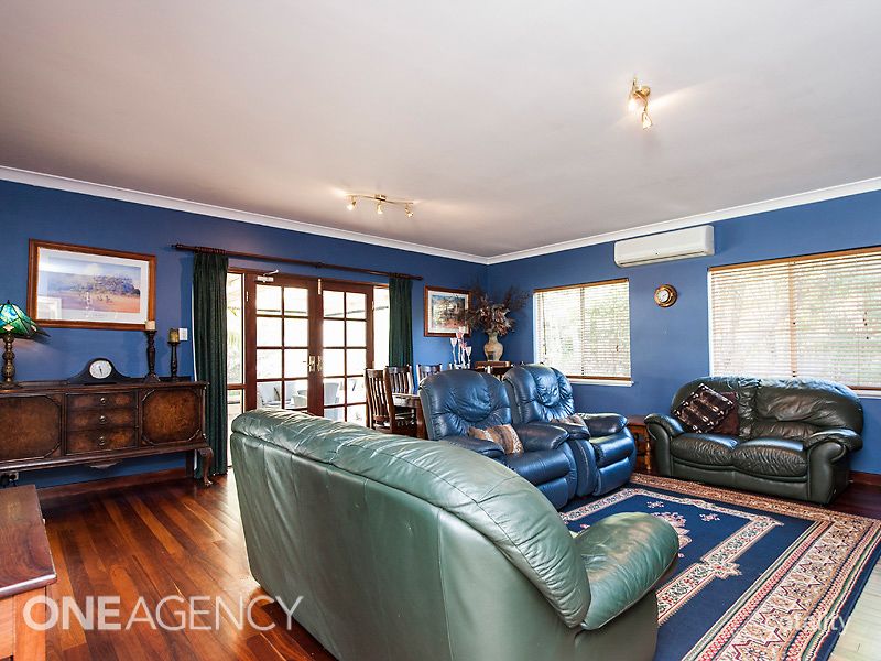 15 Caliban Way, Coolbellup, WA 6163